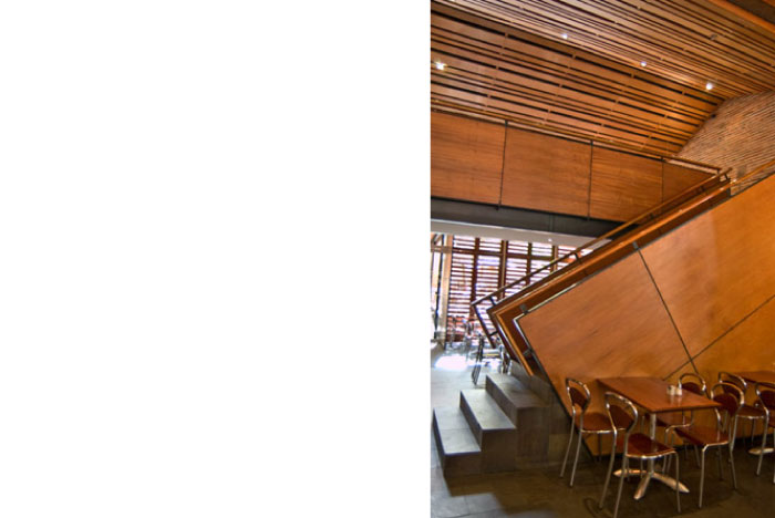 4 Crepes & Waffles Cll. 83