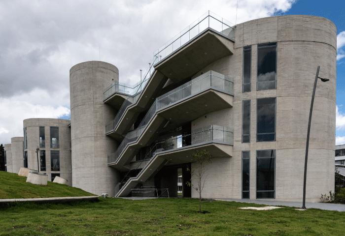 Fachada-punta-oriental